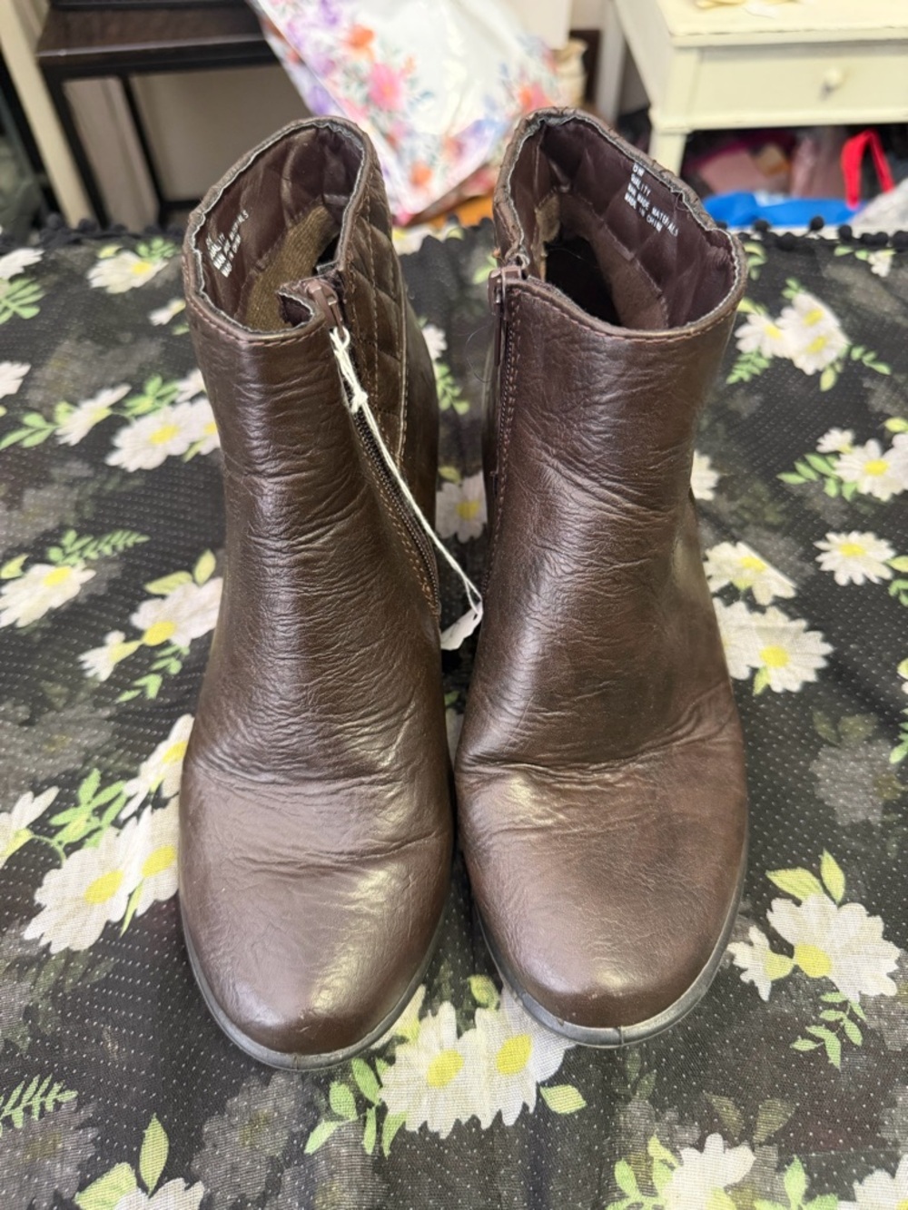 Comfort Wave Brown Faux Leather Wedge Ankle Booties with Quilted Side. Size: 8